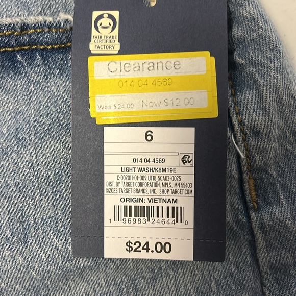 New! Women's High-Rise Denim Mini Skirt - Universal Thread -Light Wash -6 - Picture 7 of 8